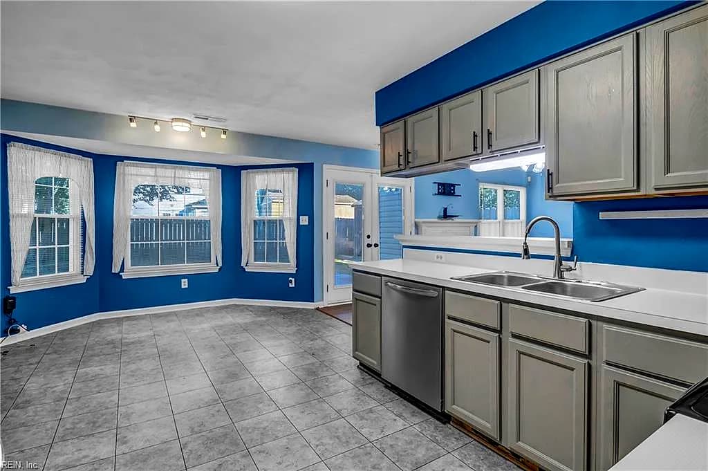 1825 Maple Shade CT, VIRGINIA BEACH VA 23453 thumb 8