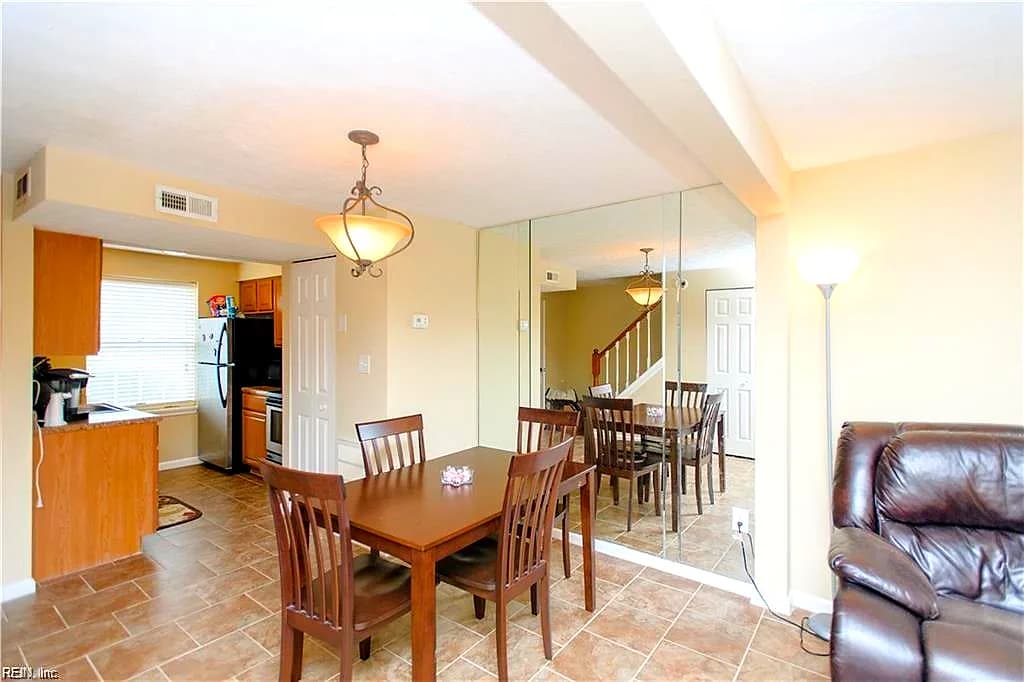 63 Lucinda CT, HAMPTON VA 23666 - Photo 5