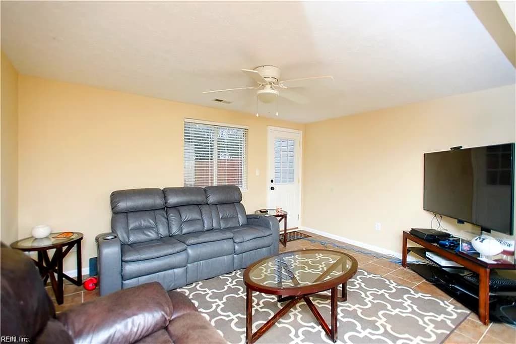 63 Lucinda CT, HAMPTON VA 23666 thumb 8