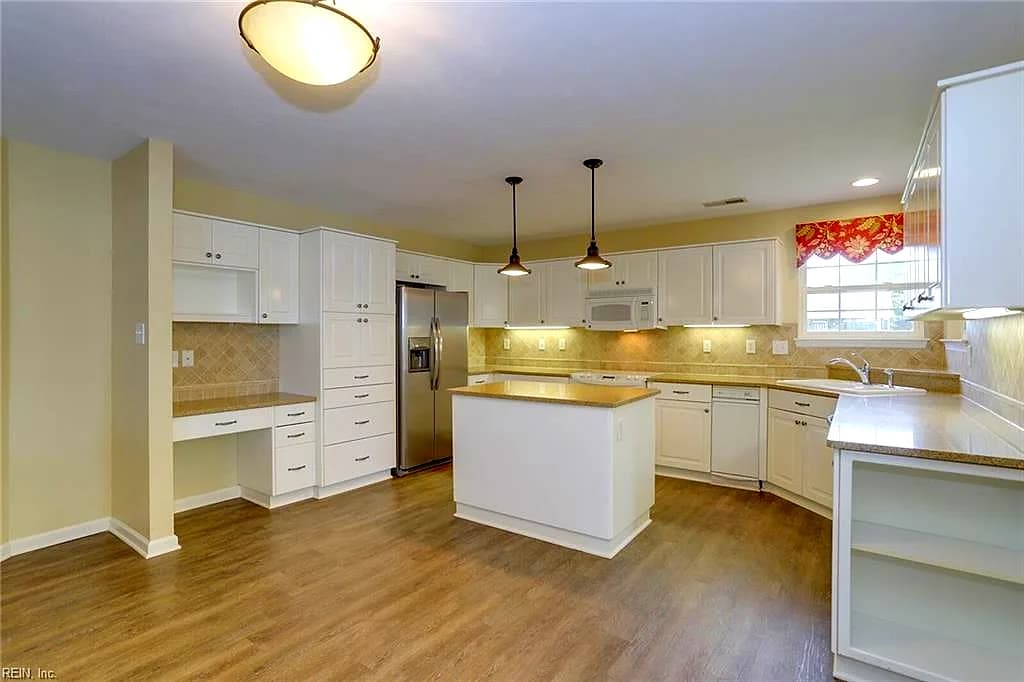 2337 Upper Greens PL, VIRGINIA BEACH VA 23456 - Photo 4