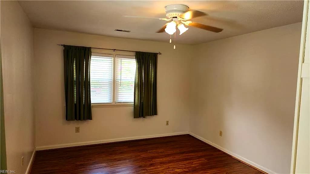 809 Burton ST, HAMPTON VA 23666 thumb 12