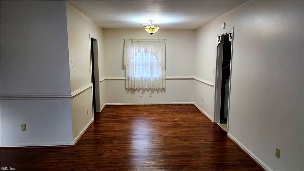 809 Burton ST, HAMPTON VA 23666 - Photo 4