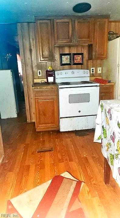 121 Knight ST, WAKEFIELD VA 23888 - Photo 4