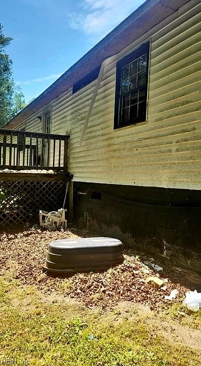 121 Knight ST, WAKEFIELD VA 23888 thumb 8