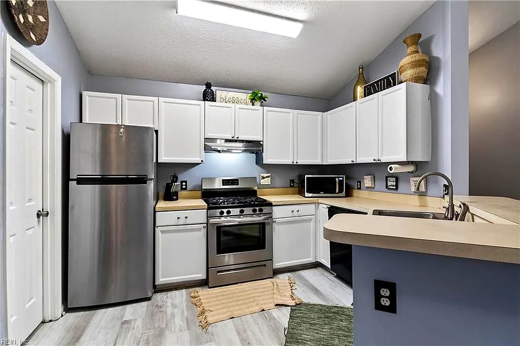 802 Horizon LN, NEWPORT NEWS VA 23602 thumb 6