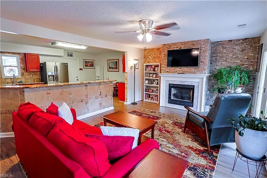 320 Esplanade PL, CHESAPEAKE VA 23320 thumb 11