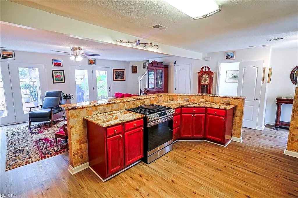 320 Esplanade PL, CHESAPEAKE VA 23320 thumb 7