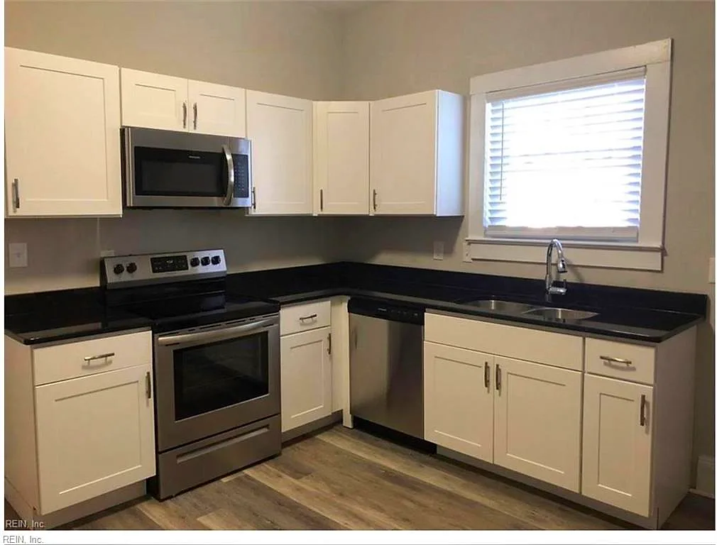 729 W 28th ST, NORFOLK VA 23508 - Photo 5