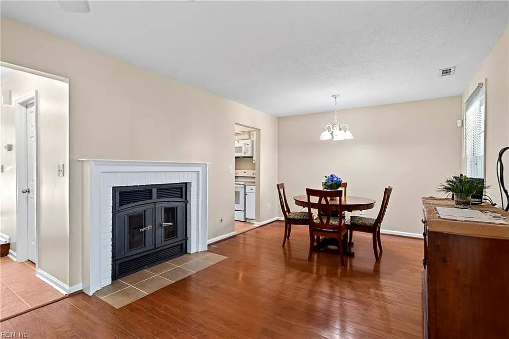 1920 Devonwood CMN, CHESAPEAKE VA 23320 thumb 7