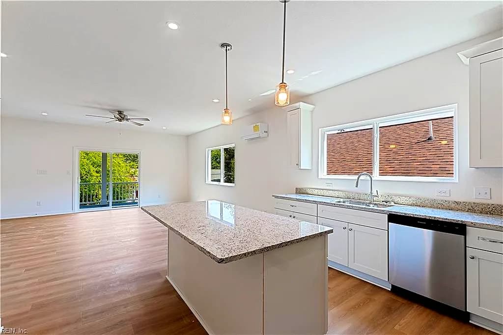 1557 Chela AVE #A, NORFOLK VA 23503 thumb 12