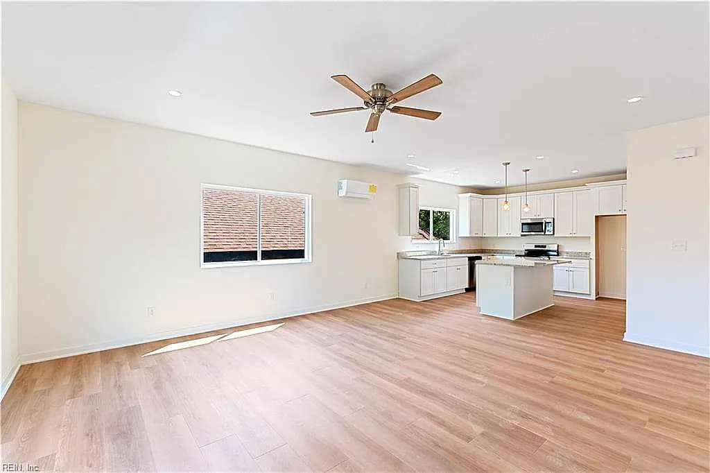 1557 Chela AVE #A, NORFOLK VA 23503 - Photo 4