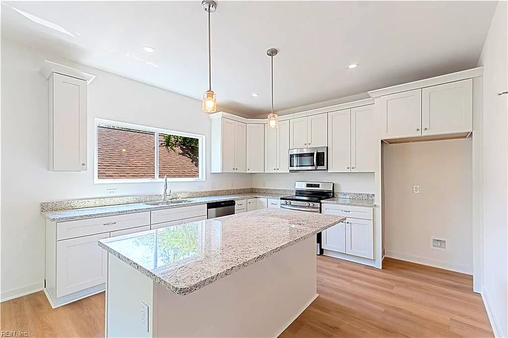 1557 Chela AVE #A, NORFOLK VA 23503 thumb 10