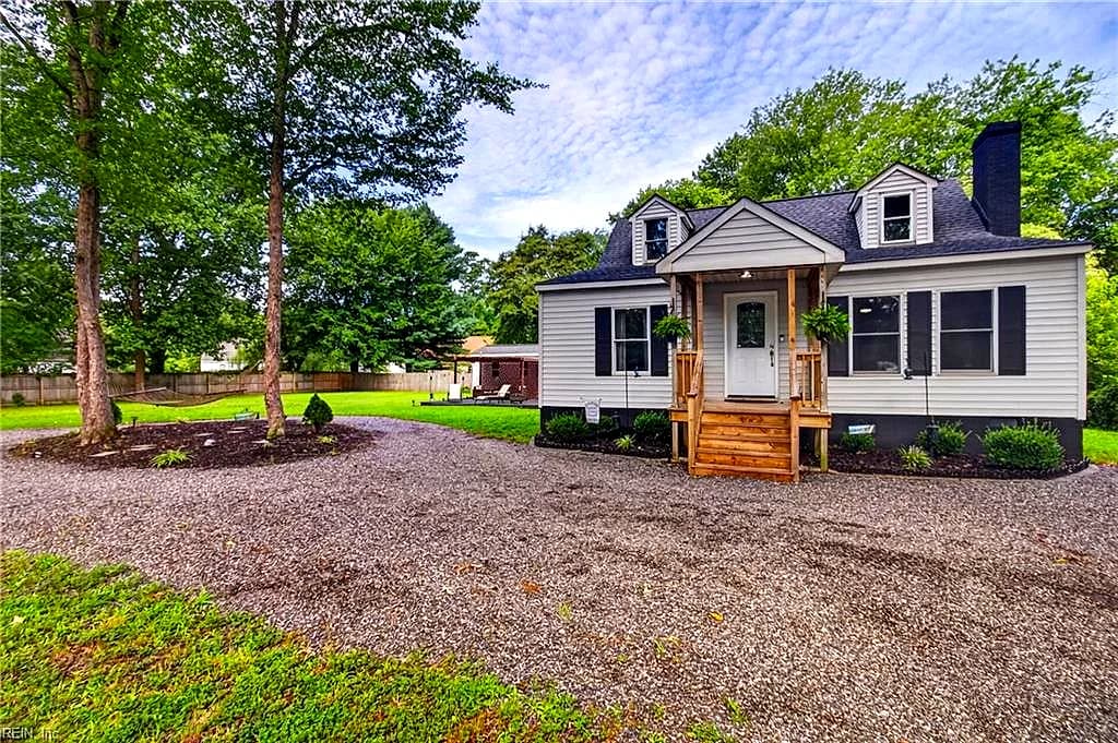 4745 Court Dr DR, GLOUCESTER VA 23061 - Main photo