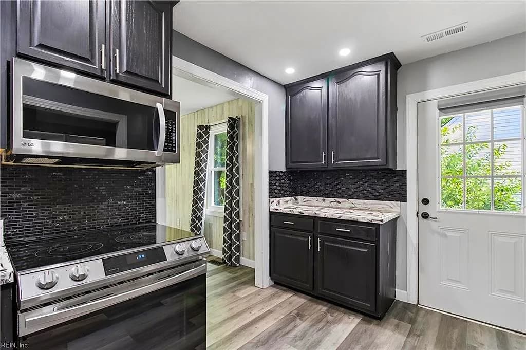4745 Court Dr DR, GLOUCESTER VA 23061 thumb 11