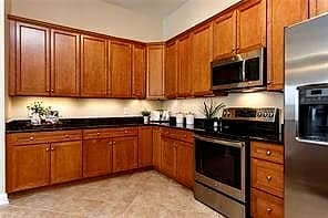 670 Town Center DR #405, NEWPORT NEWS VA 23606 - Photo 5
