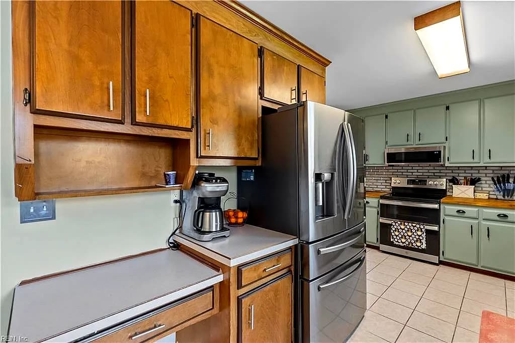 978 Bent Branch LN, NEWPORT NEWS VA 23608 thumb 11