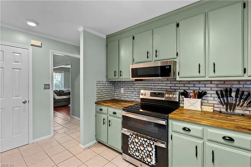 978 Bent Branch LN, NEWPORT NEWS VA 23608 thumb 10