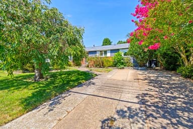 605 Aragona BLVD, VIRGINIA BEACH VA 23462 thumb 1