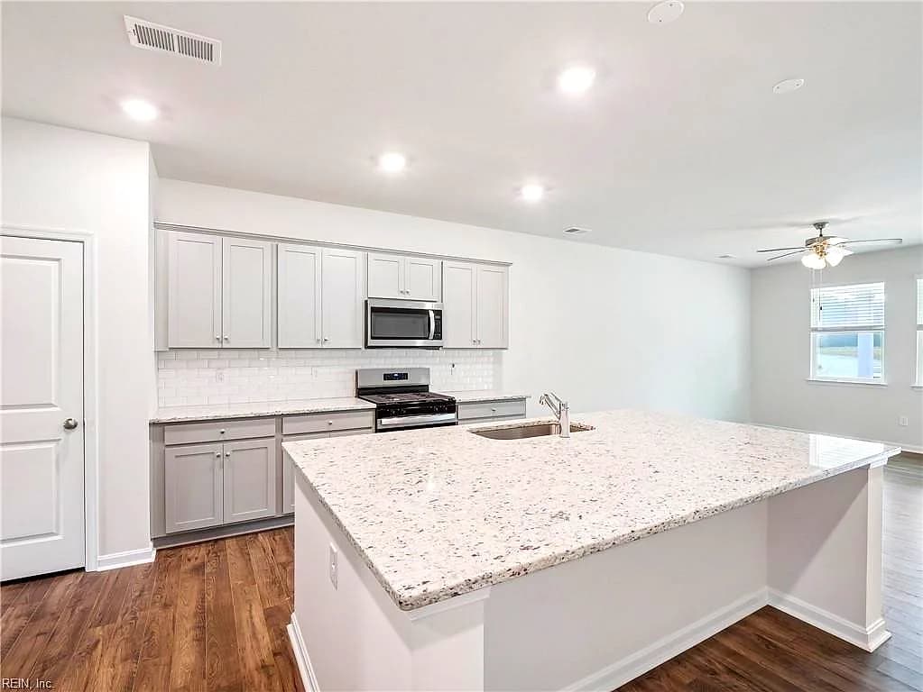 1410 Baptist RD, YORKTOWN VA 23690 thumb 9