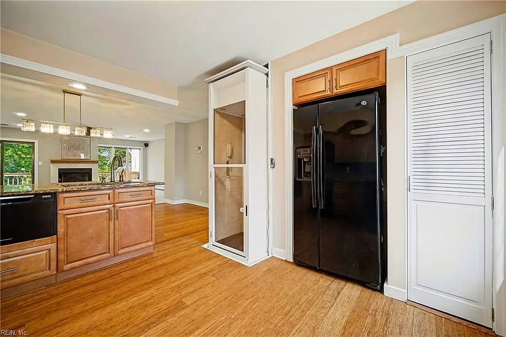 4 Sandie Point LN #B, PORTSMOUTH VA 23701 thumb 6