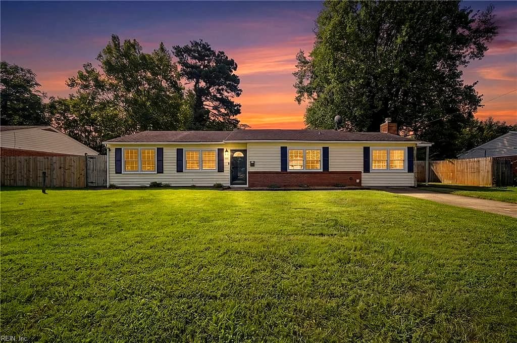 4749 Quinwood LN, VIRGINIA BEACH VA 23455 - Main photo