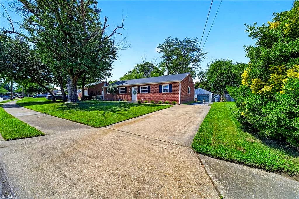 47 Nathan ST, HAMPTON VA 23669 - Photo 3