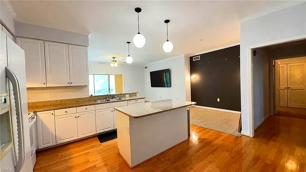 230 Nat Turner BLVD #2004, NEWPORT NEWS VA 23606 - Photo 4