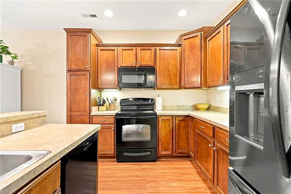22305 Charthouse LN, CARROLLTON VA 23314 thumb 12
