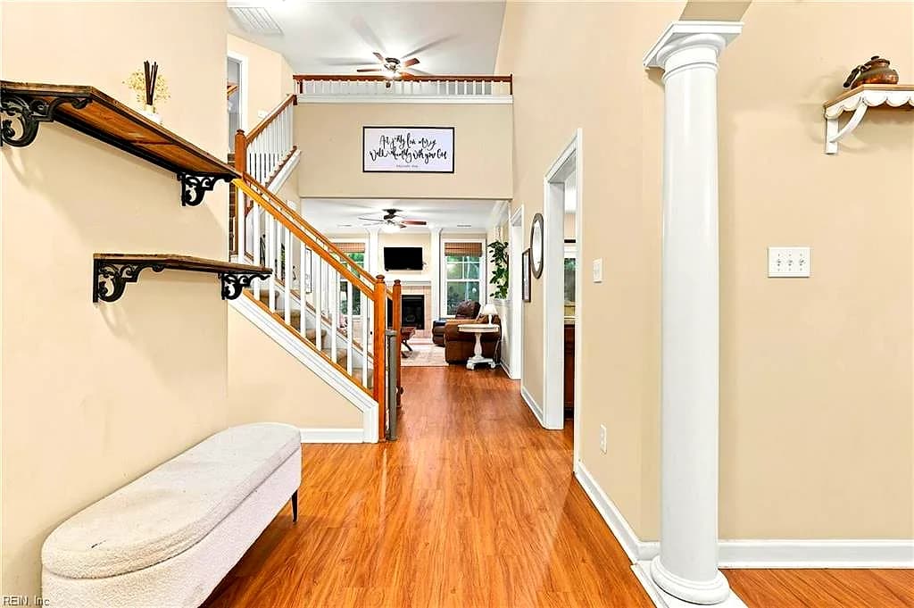 22305 Charthouse LN, CARROLLTON VA 23314 - Photo 5