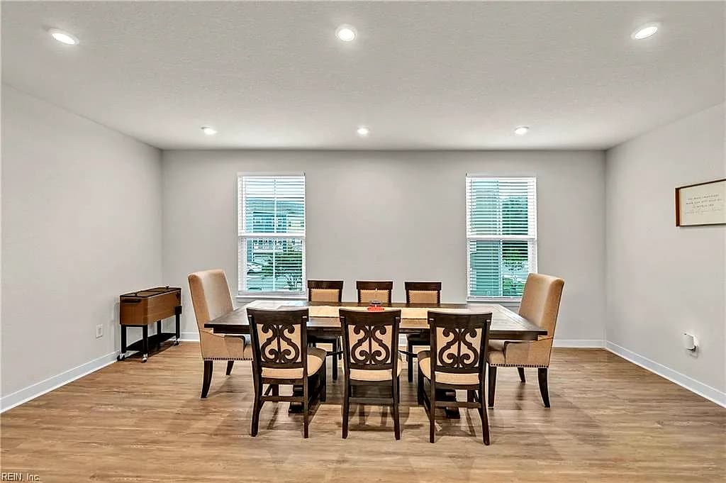 904 Stern WAY, CHESAPEAKE VA 23323 thumb 8