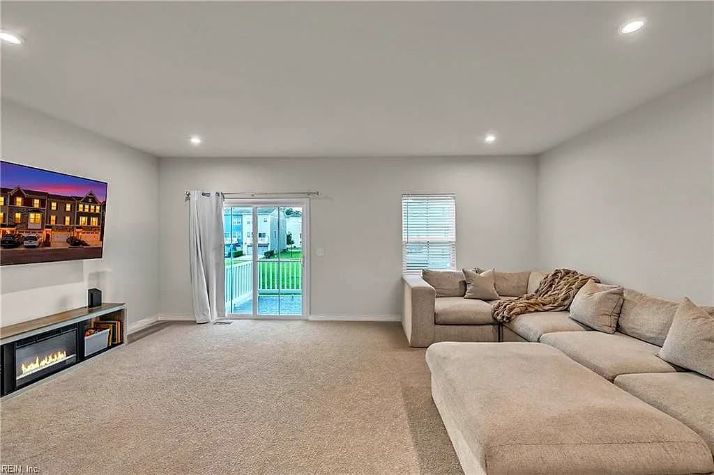 904 Stern WAY, CHESAPEAKE VA 23323 thumb 9