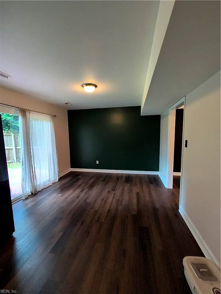 158 Saunders RD, HAMPTON VA 23666 thumb 11