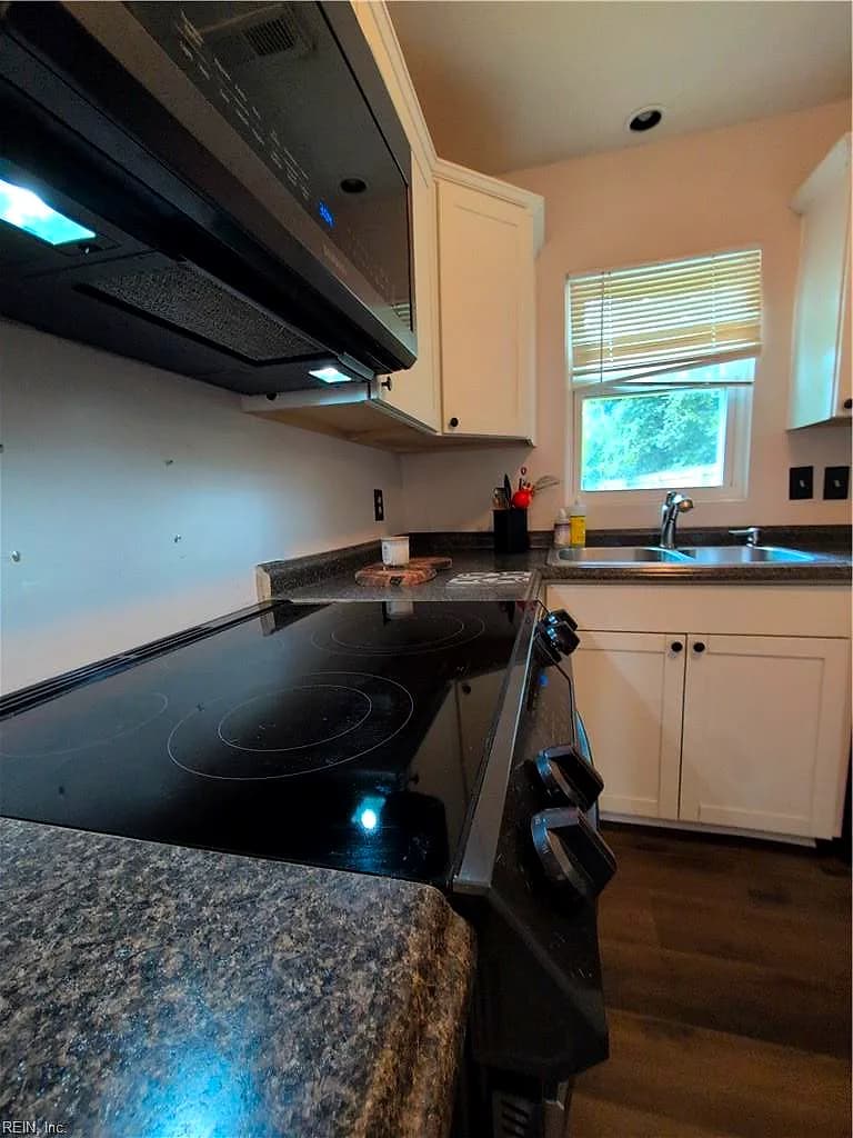158 Saunders RD, HAMPTON VA 23666 thumb 8