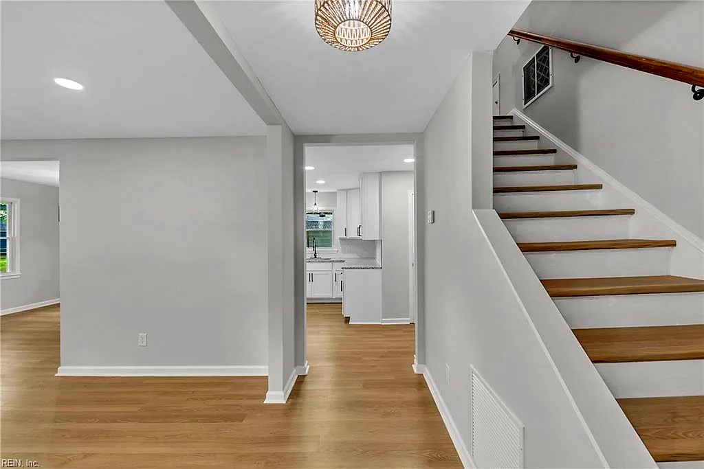 705 Keppel DR, NEWPORT NEWS VA 23608 - Photo 4