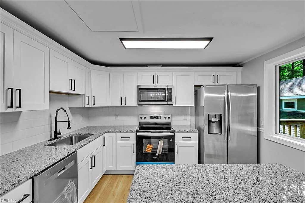 162 E Rexford DR, NEWPORT NEWS VA 23608 thumb 9