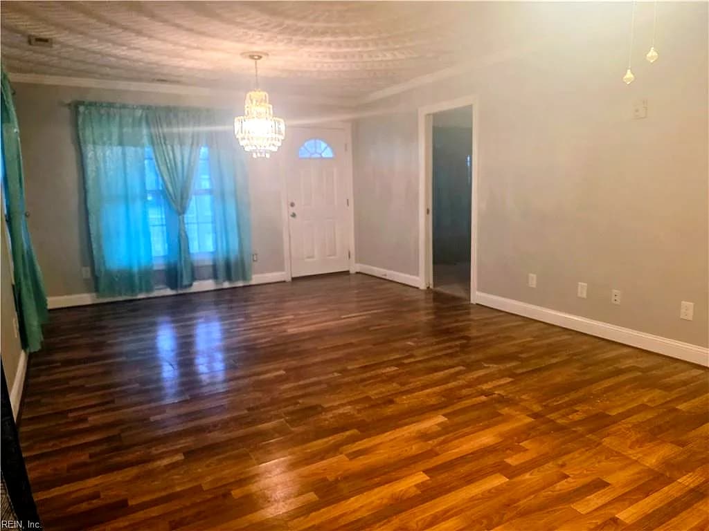 625 Center AVE, NEWPORT NEWS VA 23601 - Photo 3