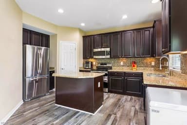 627 Leonard LN, NEWPORT NEWS VA 23601 thumb 11