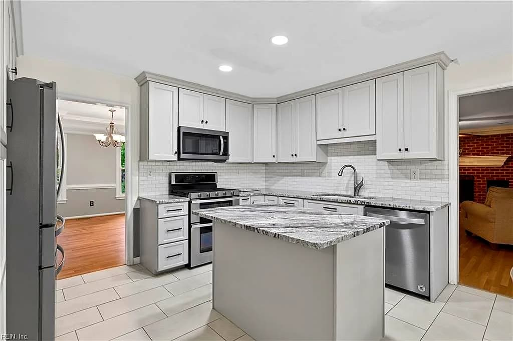 336 Spice Bush CT, CHESAPEAKE VA 23320 thumb 10