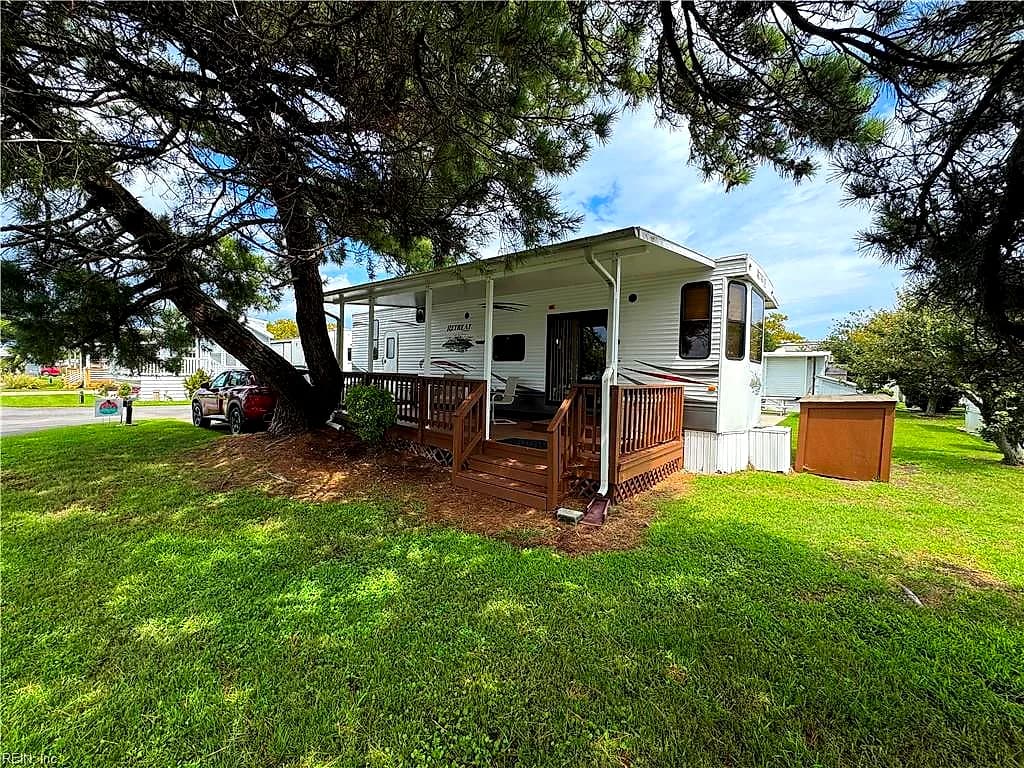 3665 Sandpiper RD #202, VIRGINIA BEACH VA 23456 - Photo 2