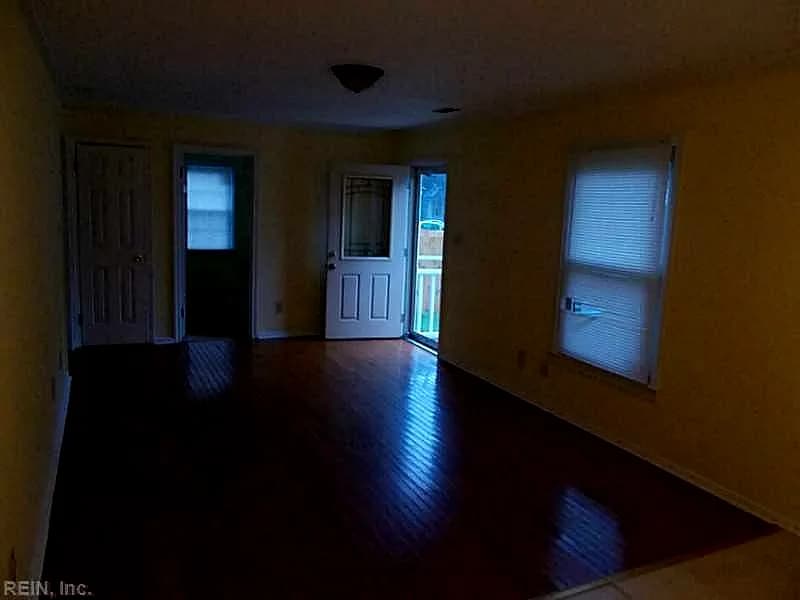 69 Harris RD, PORTSMOUTH VA 23704 - Photo 3