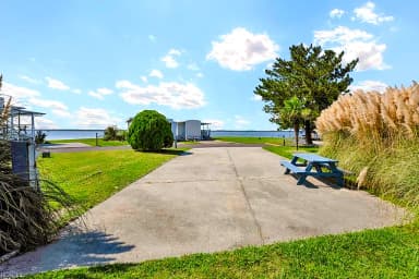 3665 Sandpiper RD #98A, VIRGINIA BEACH VA 23456 thumb 2