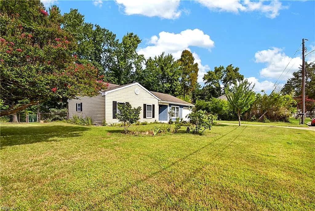 17 Stoneybrook LN, NEWPORT NEWS VA 23608 - Photo 5