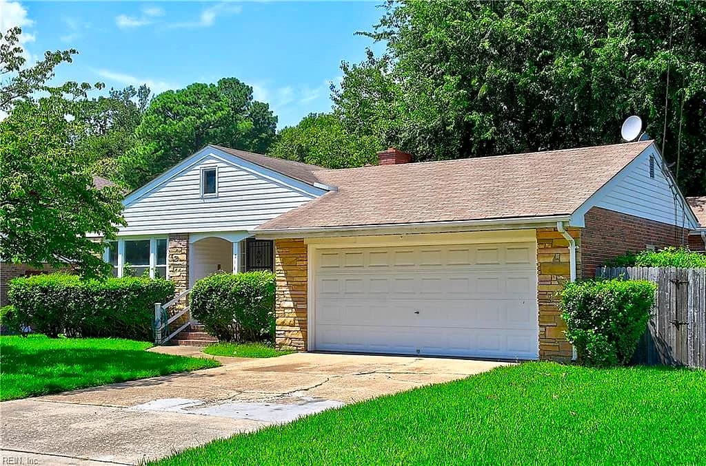 714 Edinburg AVE, CHESAPEAKE VA 23324 - Photo 2