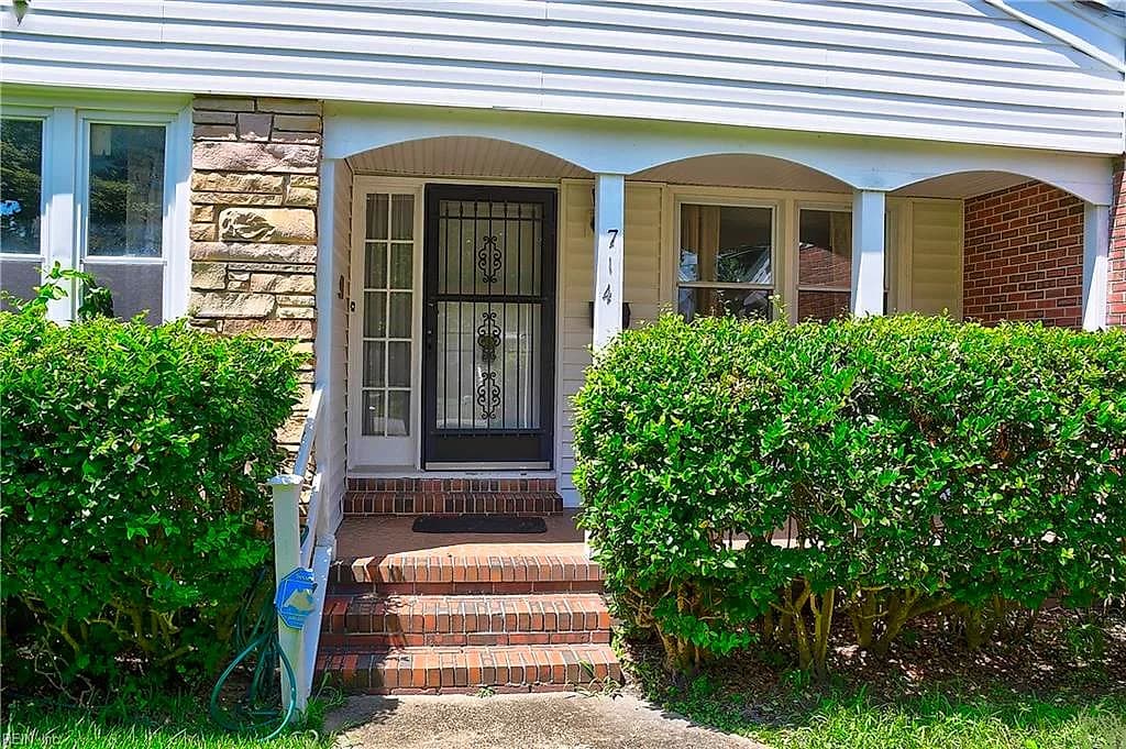 714 Edinburg AVE, CHESAPEAKE VA 23324 - Photo 5