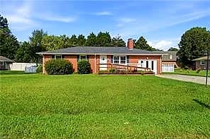 106 Crandol DR, YORKTOWN VA 23693 - Main photo