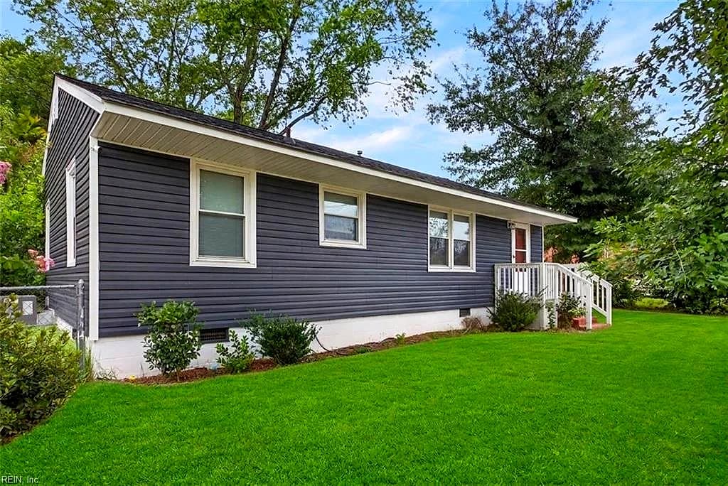 6 Gumwood DR, HAMPTON VA 23666 - Photo 3