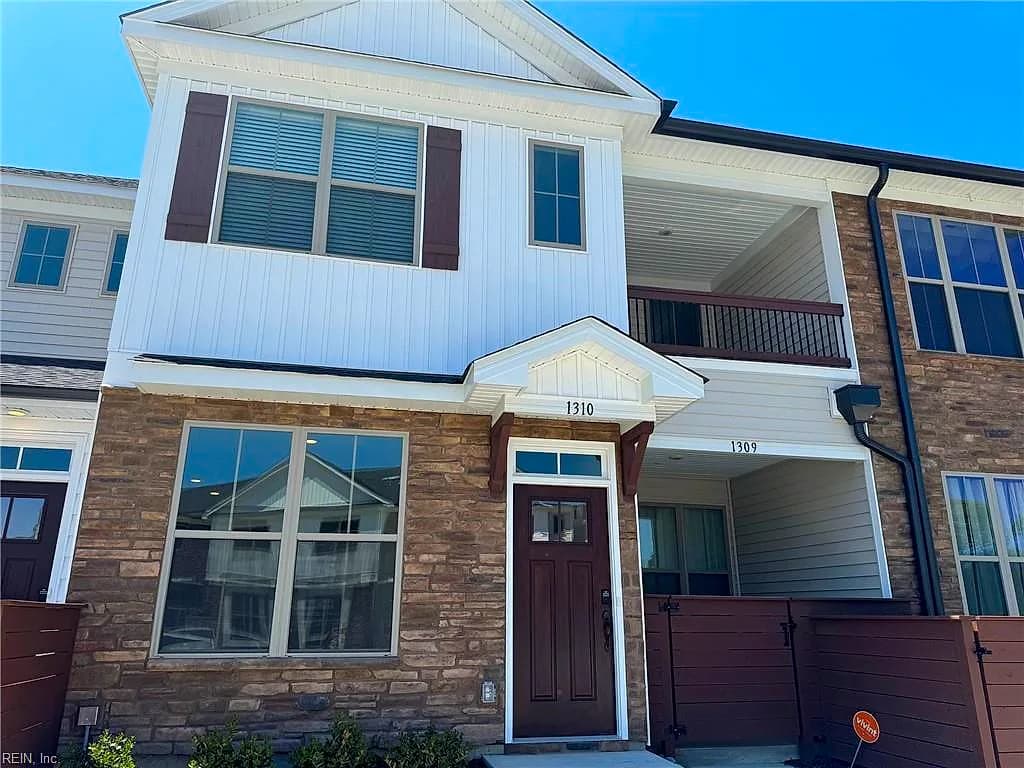1310 Kathy Ann WAY E, CARROLLTON VA 23314 - Main photo