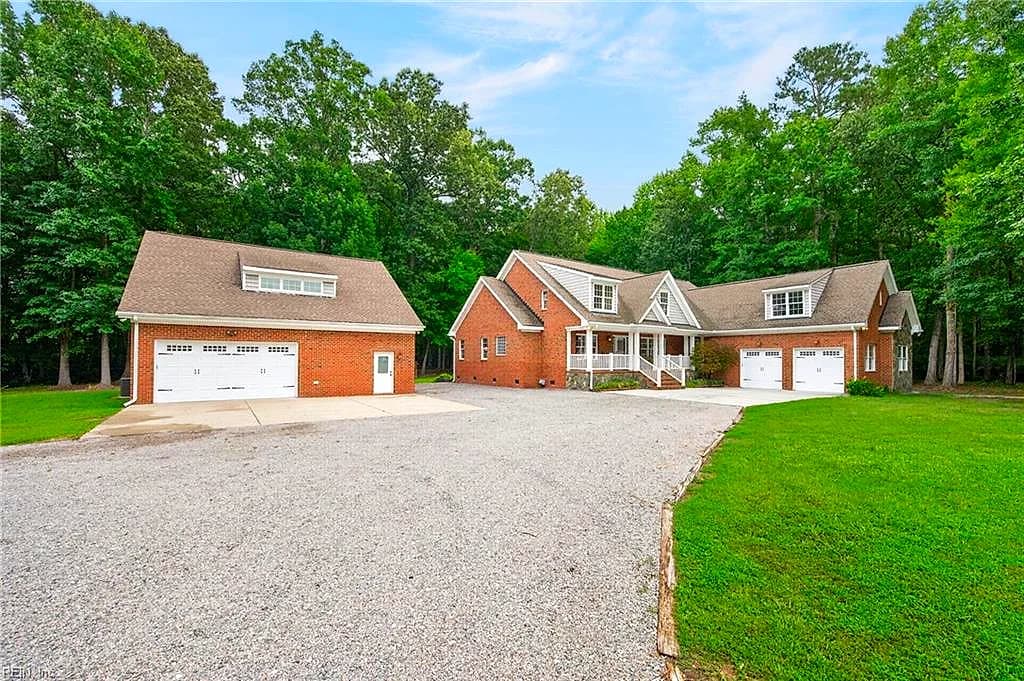 1120 Kathleen LN, CHESAPEAKE VA 23322 - Photo 2