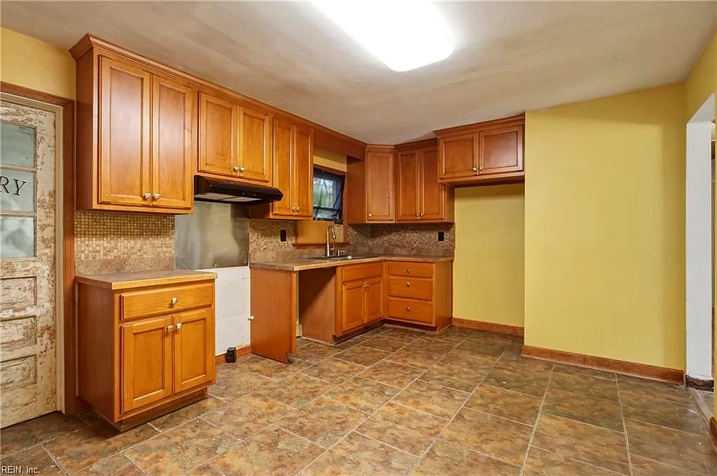 504 Plummer DR, CHESAPEAKE VA 23320 thumb 9