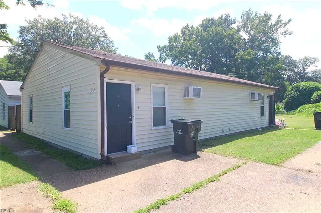 1137 Modoc AVE, NORFOLK VA 23503 - Photo 2